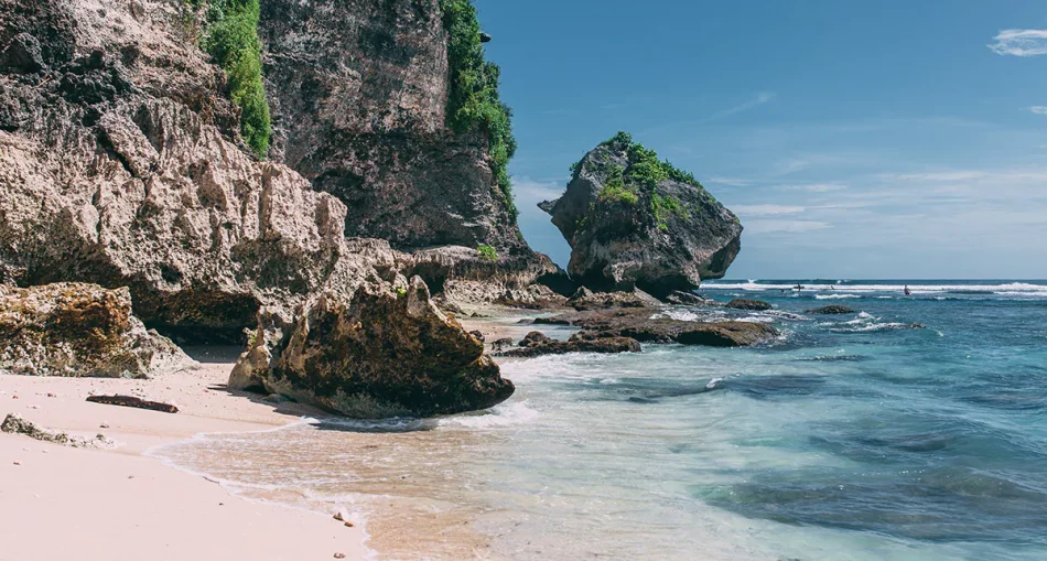 4 Must Explore Bali’s Beautiful Hidden Beaches